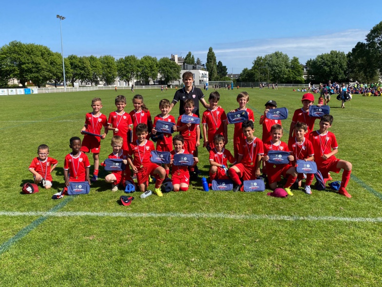 Ecole de Football les résultats des Tournois et de la Journée Départementales  !